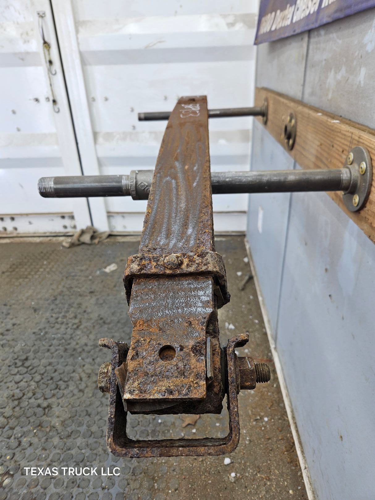 1999-2004 Ford F250 F350 Super Duty Excursion Front Leaf Spring