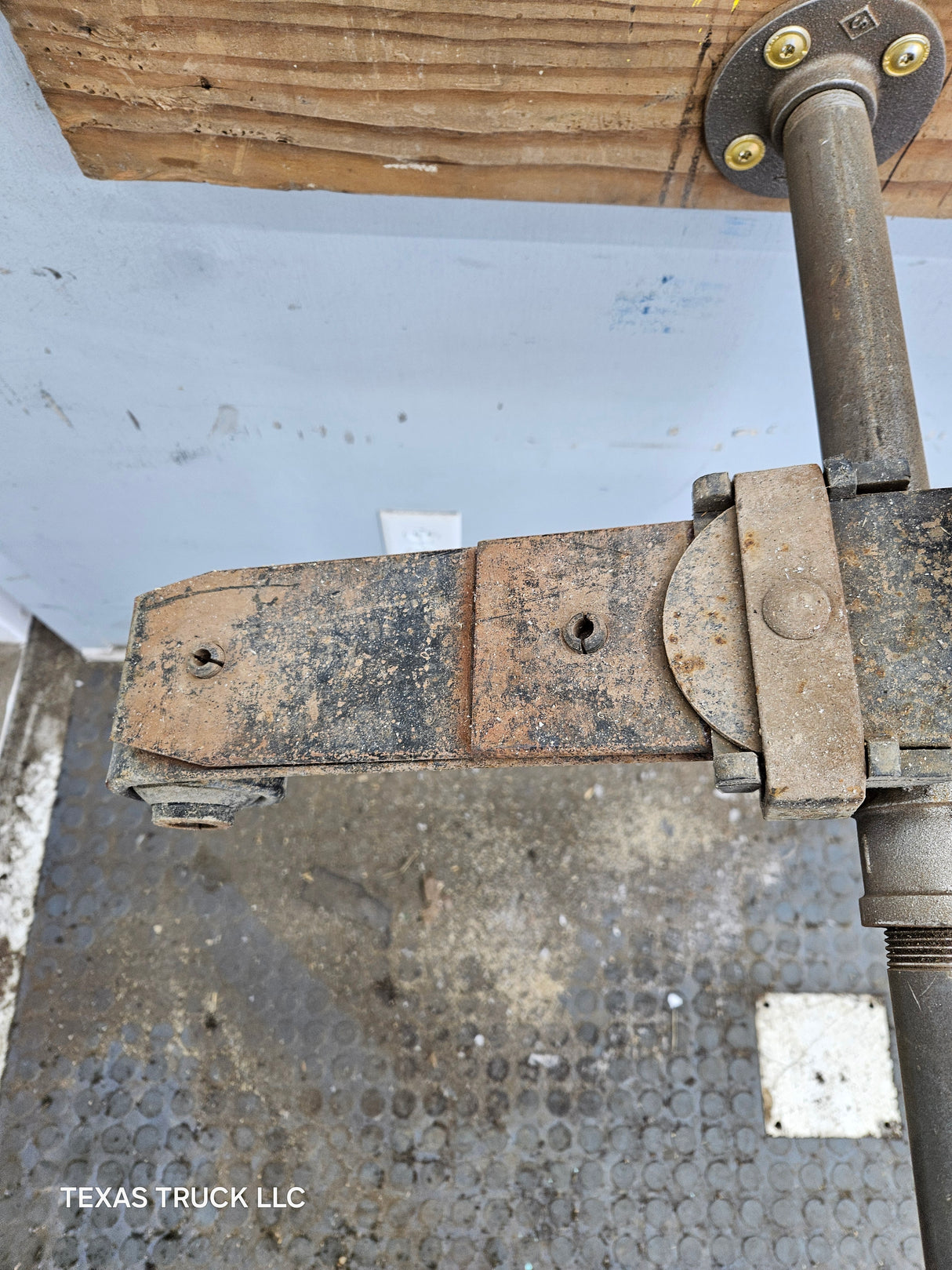 1999-2007 Ford F250 F350 Super Duty Rear Leaf Spring - 1