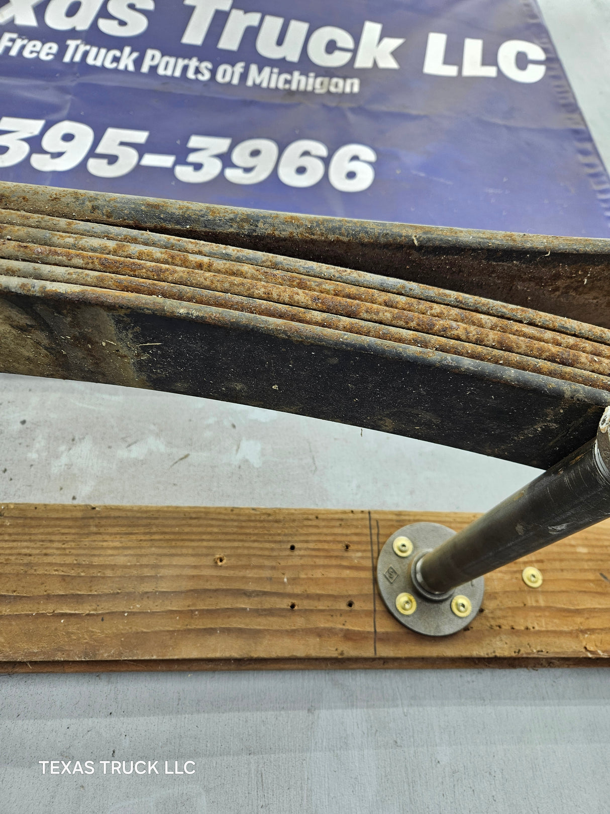 1999-2007 Ford F250 F350 Super Duty Rear Leaf Spring - 1