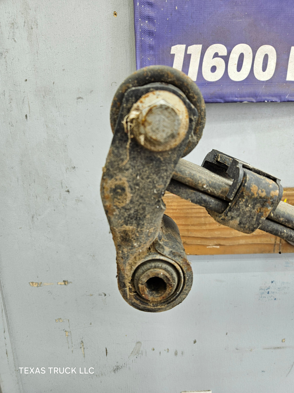 1999-2007 Ford F250 F350 Super Duty Rear Leaf Springs (1)