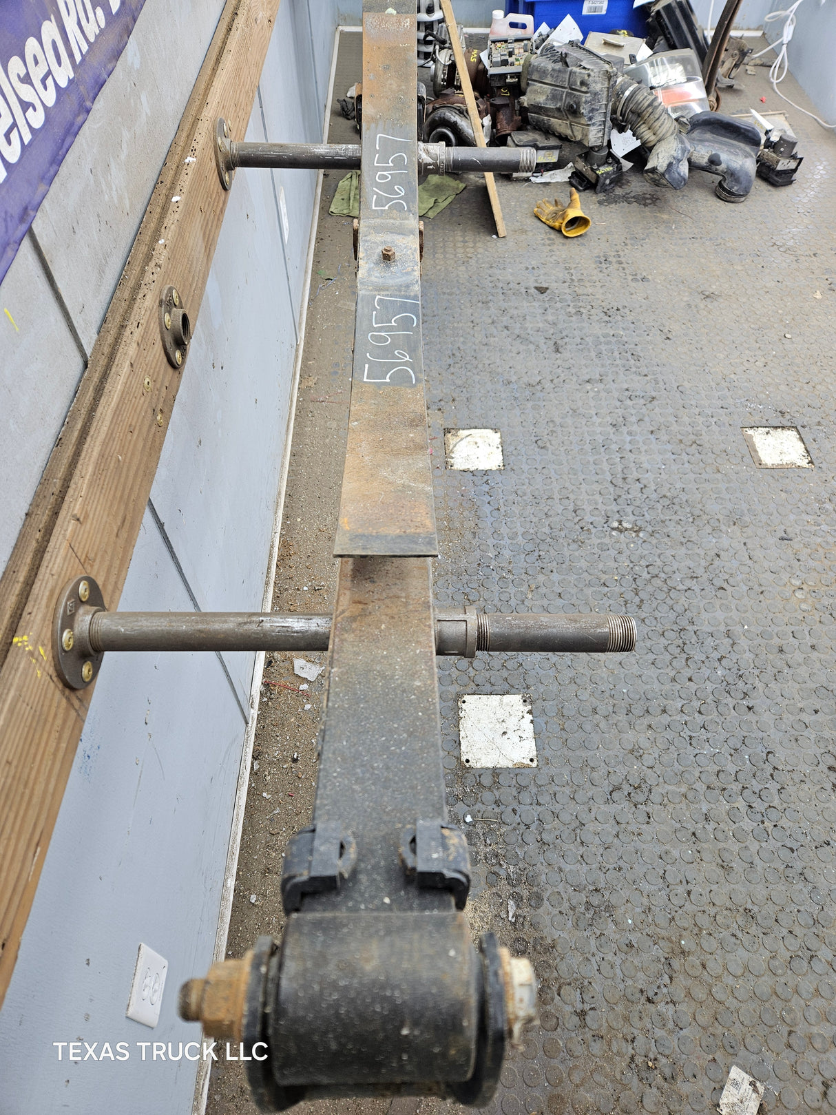 1999-2007 Ford F250 F350 Super Duty Rear Leaf Springs (1)