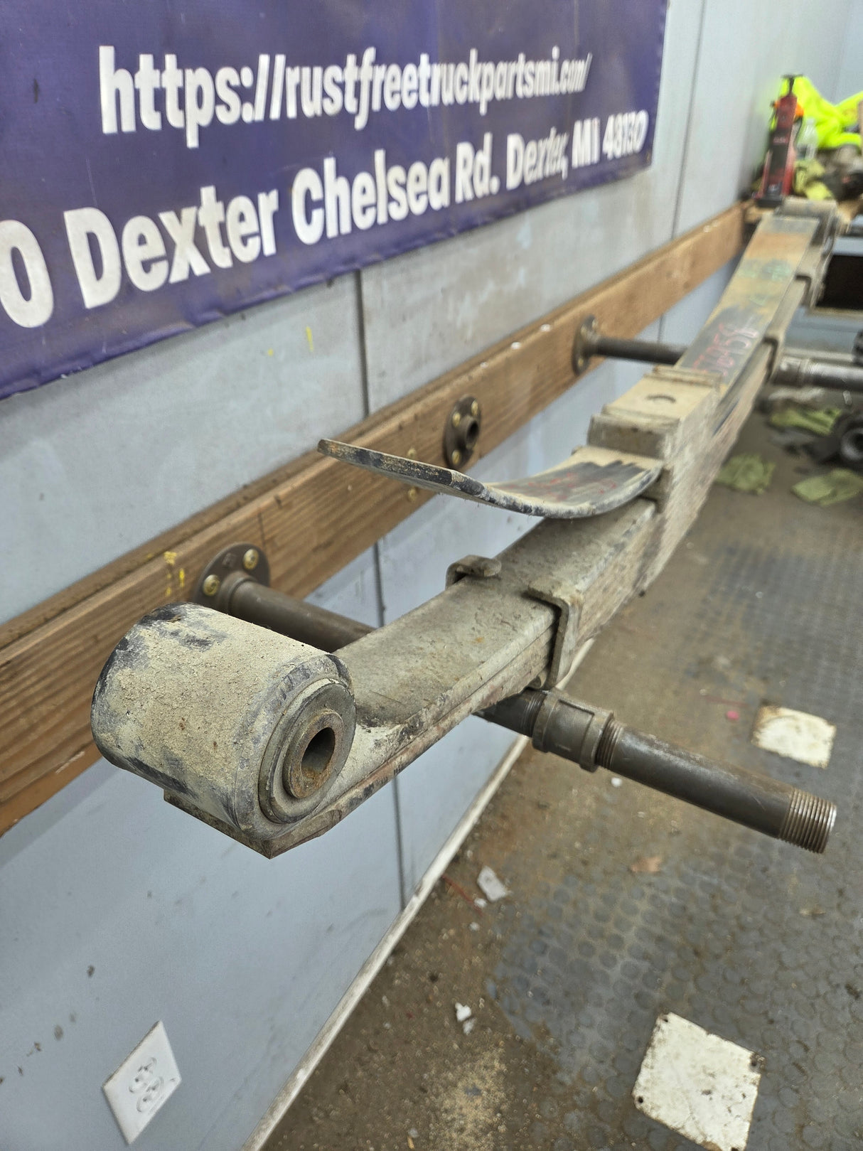 1999-2016 Ford F450 F550 Super Duty Rear Leaf Springs RH LH