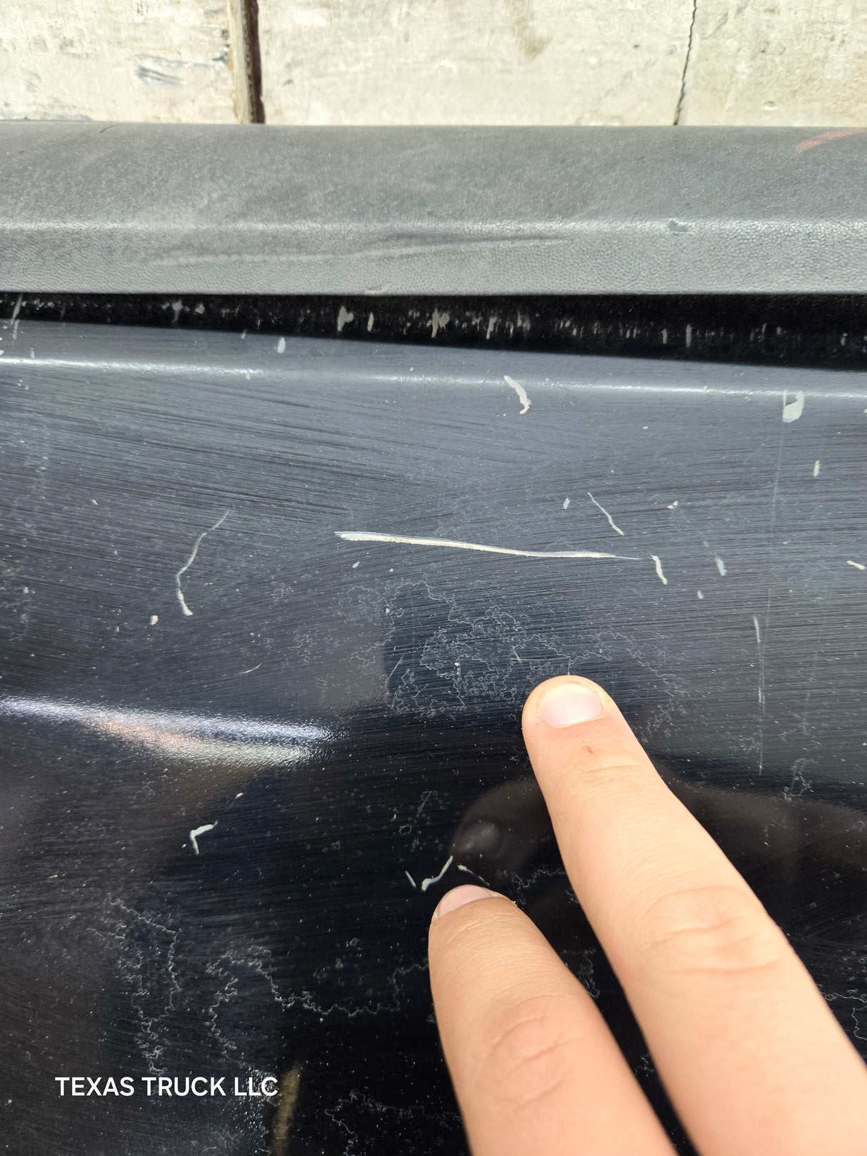 1997-2003 F150 / 1999-2007 Ford F250 F350 F450 F550 Super Duty Tailgate