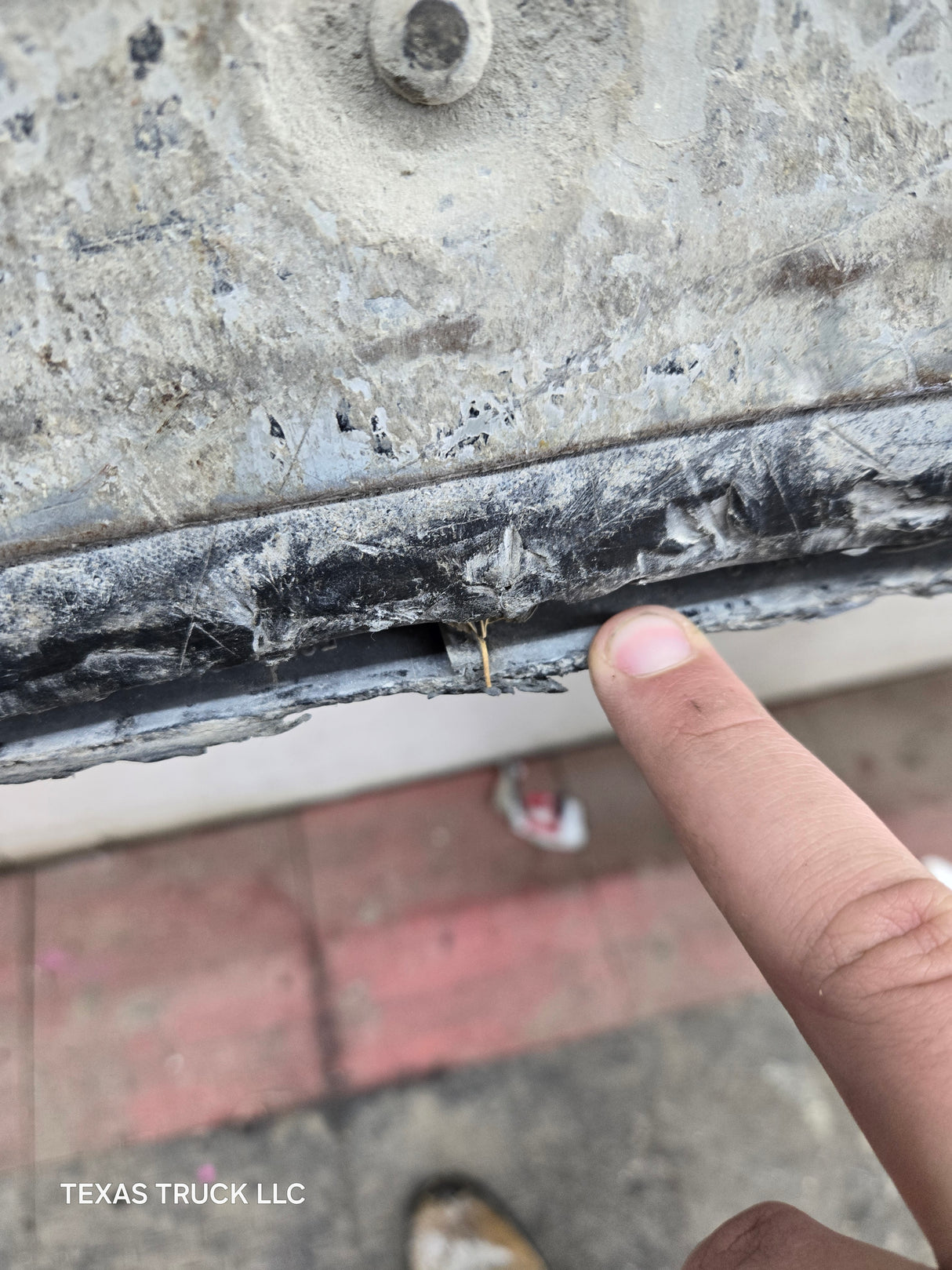 1997-2003 F150 / 1999-2007 Ford F250 F350 F450 F550 Super Duty Tailgate