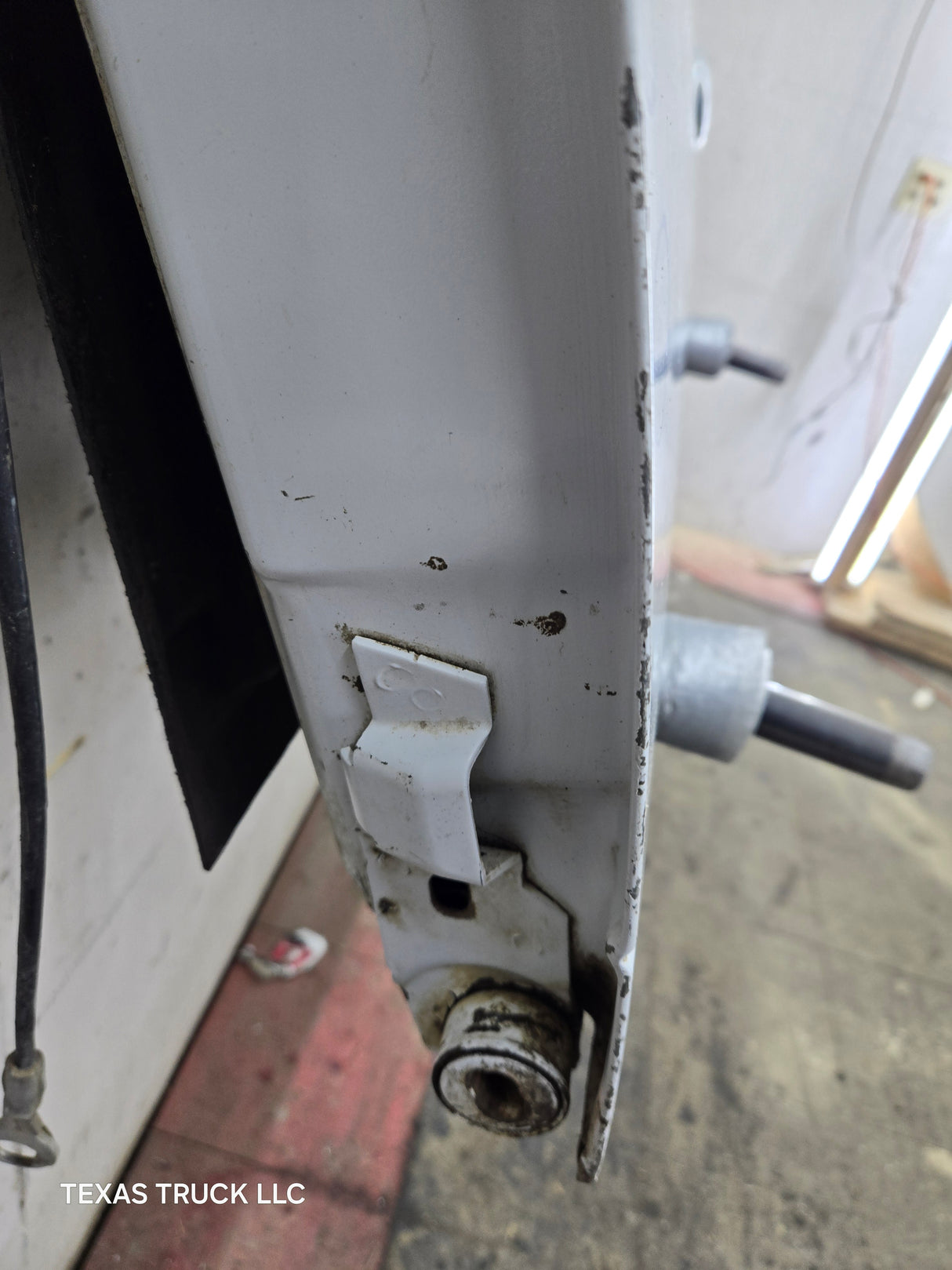 2008-2016 Ford Super Duty Tailgate With Step F250 F350 F450 F550 - Oxford White