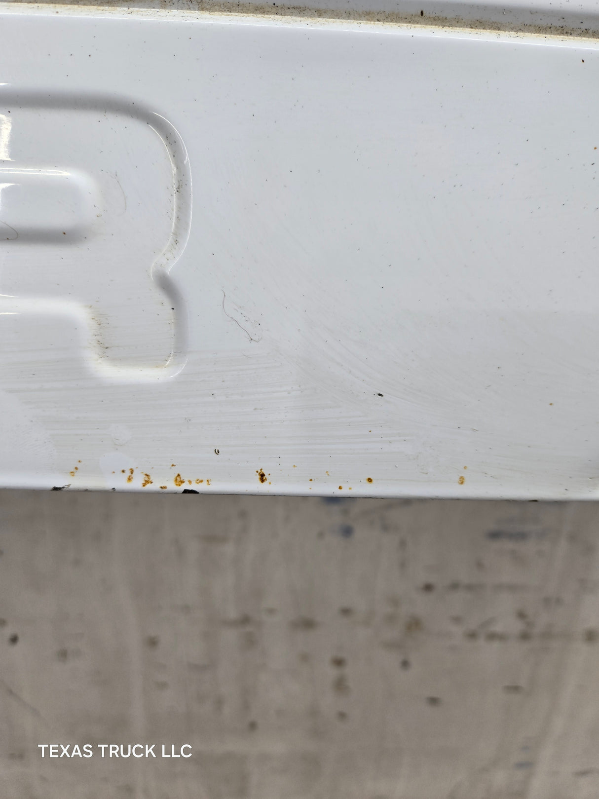 2008-2016 Ford Super Duty Tailgate With Step F250 F350 F450 F550 - Oxford White