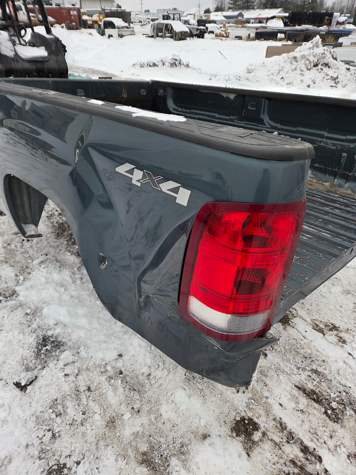 2007-2013 GMC Sierra 1500 2500 3500 HD 8' Long Truck Bed