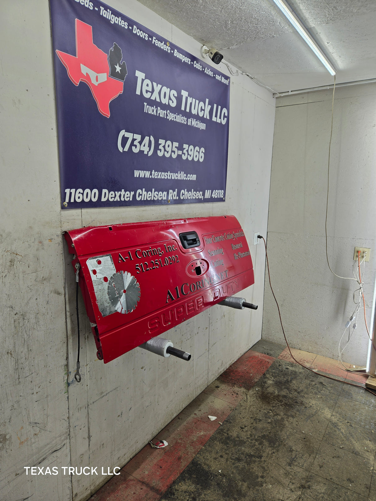 2008-2016 Ford Super Duty Tailgate F250 F350 F450 F550 - Red