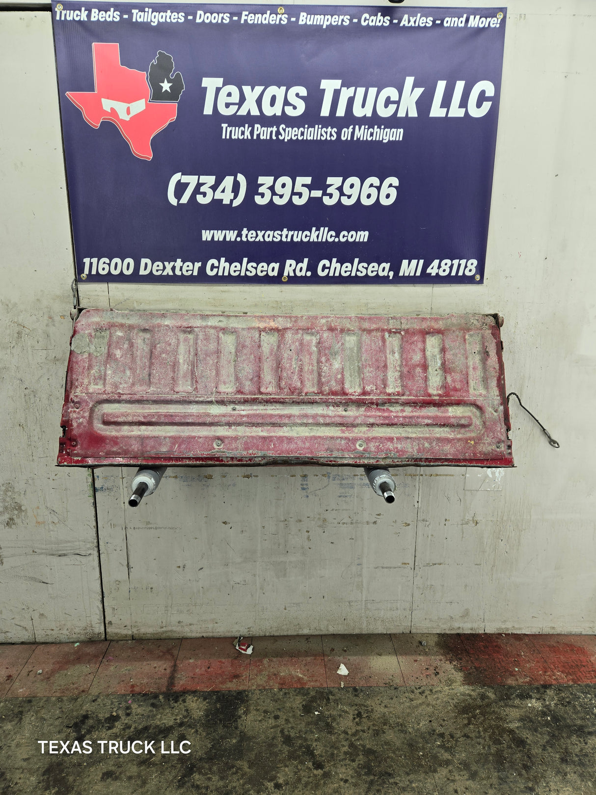 2008-2016 Ford Super Duty Tailgate F250 F350 F450 F550 - Red