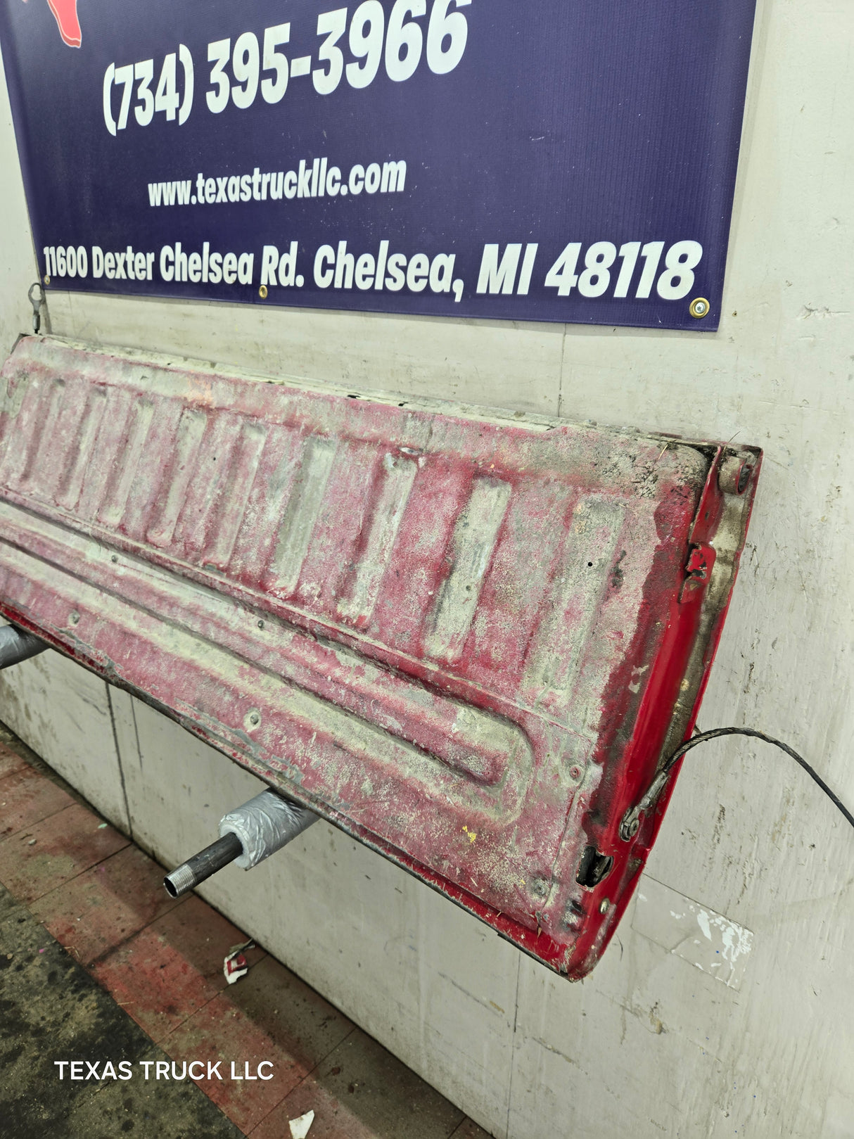 2008-2016 Ford Super Duty Tailgate F250 F350 F450 F550 - Red