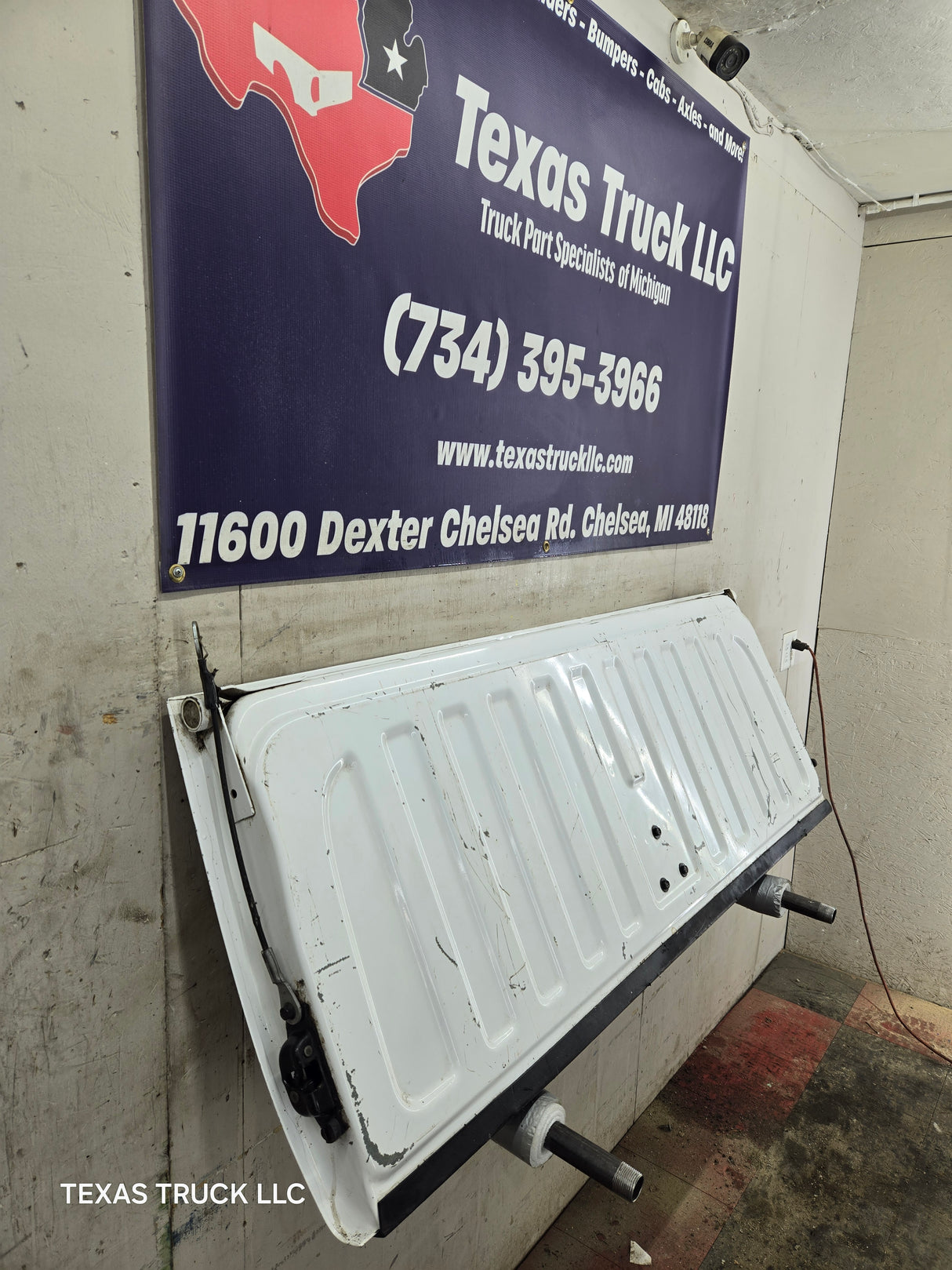 2007-2013 Chevrolet Silverado / GMC Sierra 1500 2500 3500 HD Tailgate