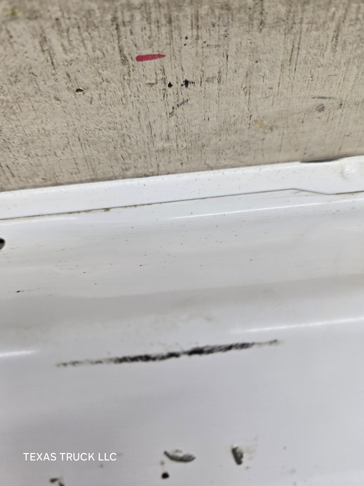 2007-2013 Chevrolet Silverado / GMC Sierra 1500 2500 3500 HD Tailgate