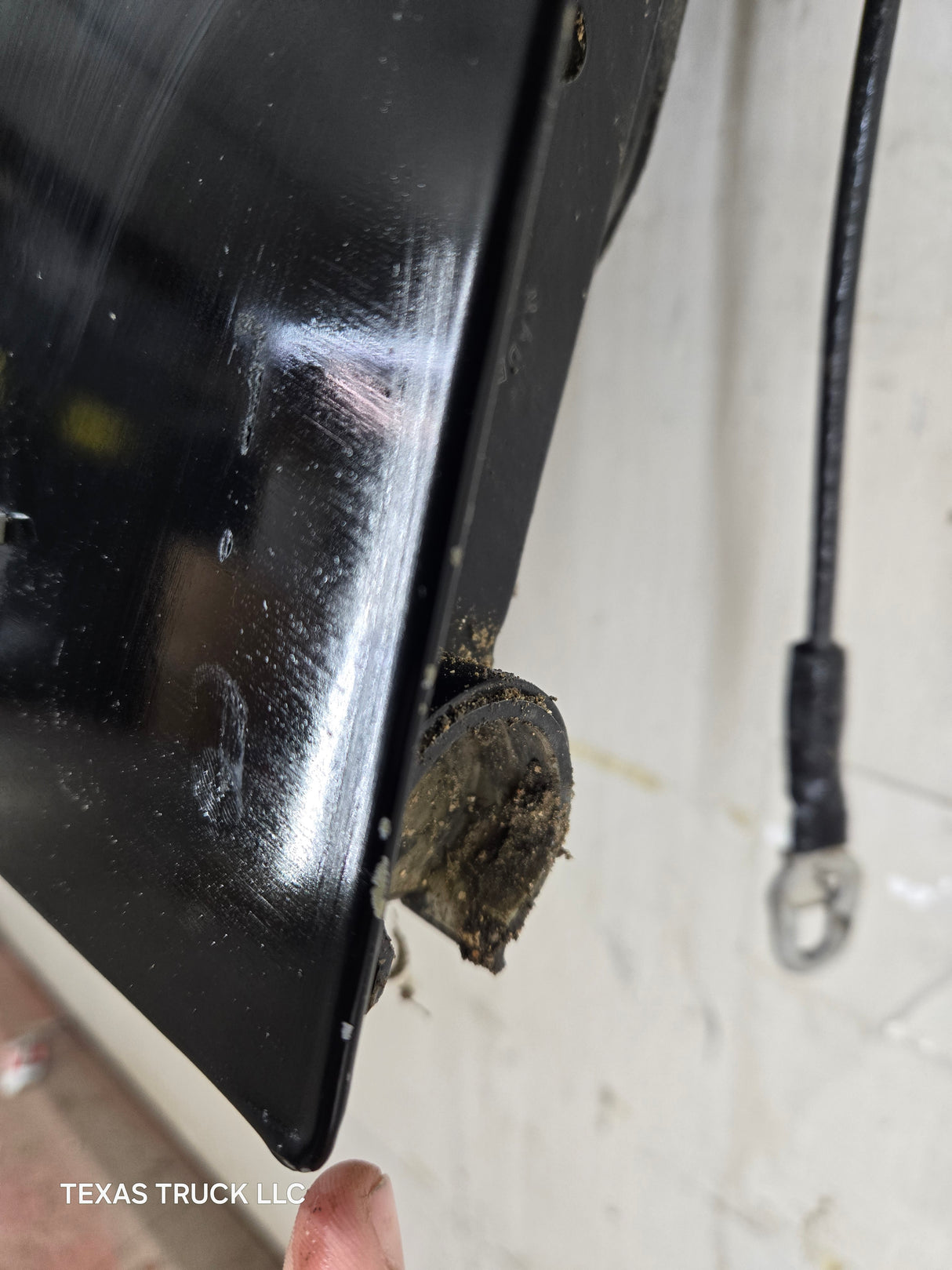 2007-2013 Chevrolet Silverado / GMC Sierra 1500 2500 3500 HD Tailgate