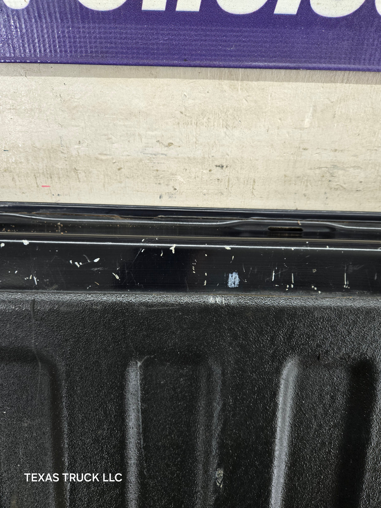 2007-2013 Chevrolet Silverado / GMC Sierra 1500 2500 3500 HD Tailgate