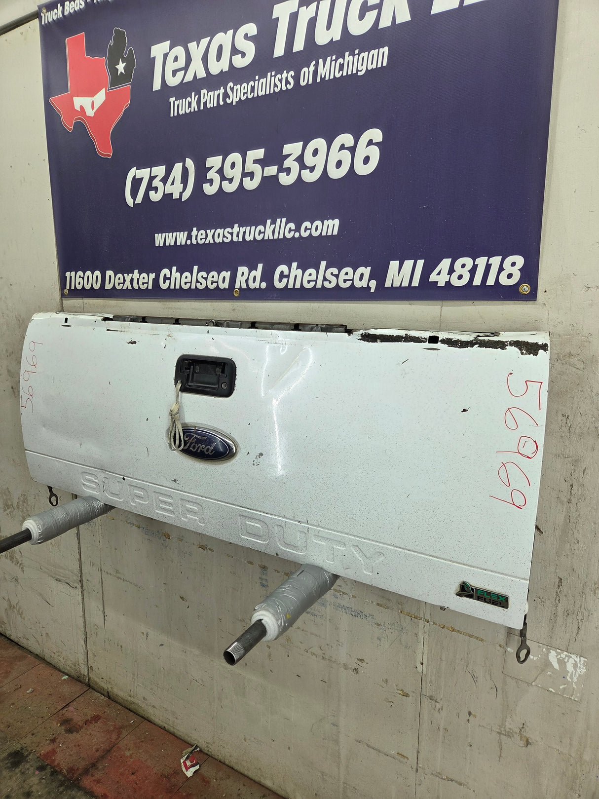 2008-2016 Ford Super Duty Tailgate with step F250 F350 F450 F550