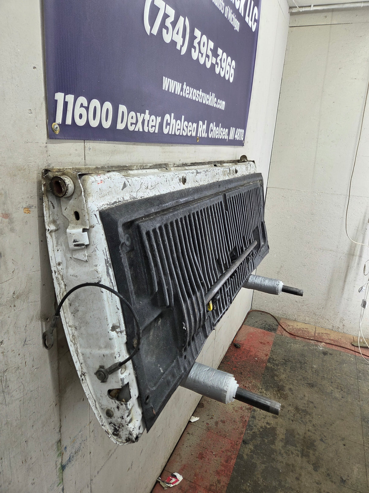 2008-2016 Ford Super Duty Tailgate with step F250 F350 F450 F550