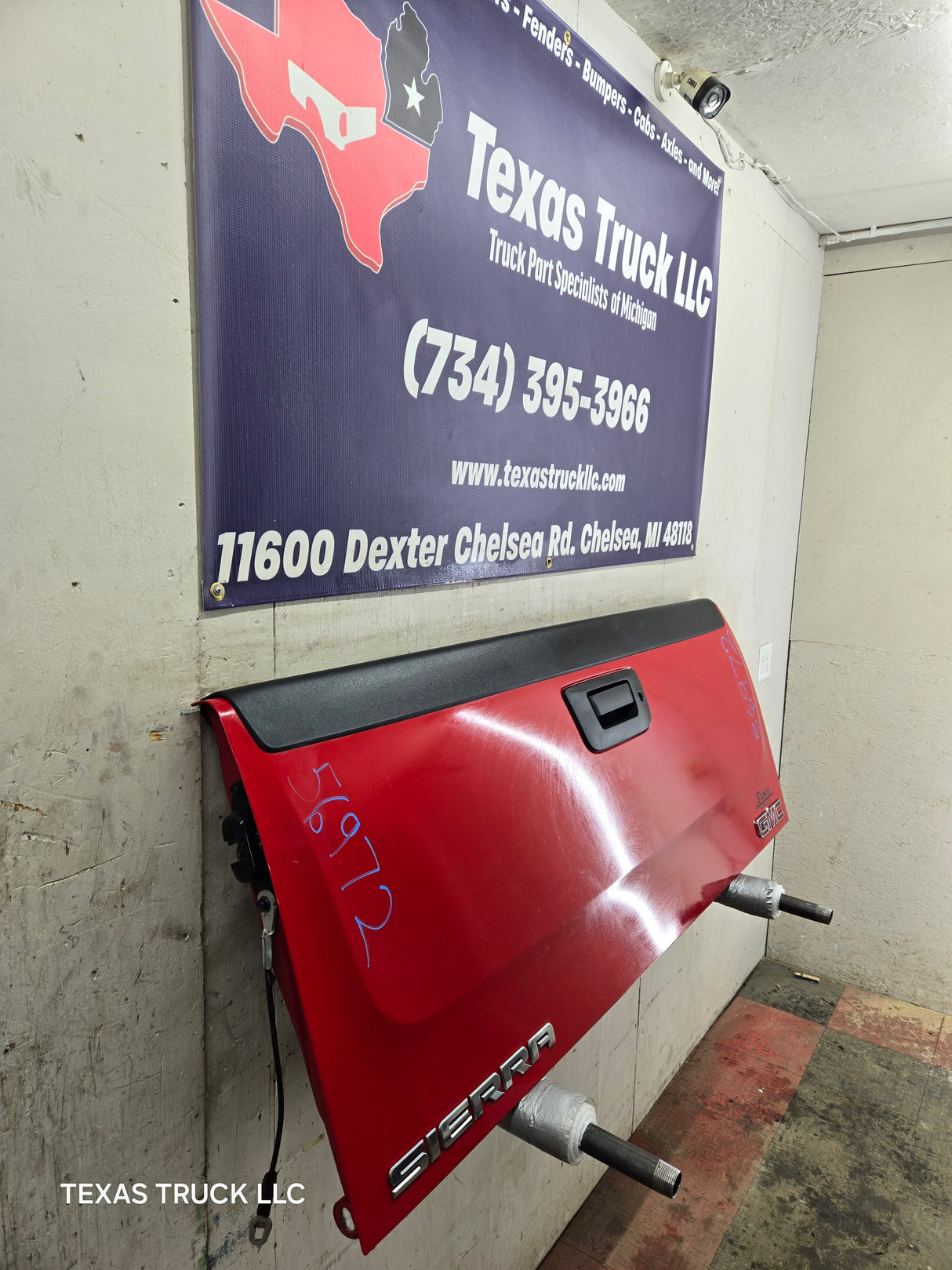 2007-2013 Chevrolet Silverado / GMC Sierra 1500 2500 3500 HD Tailgate