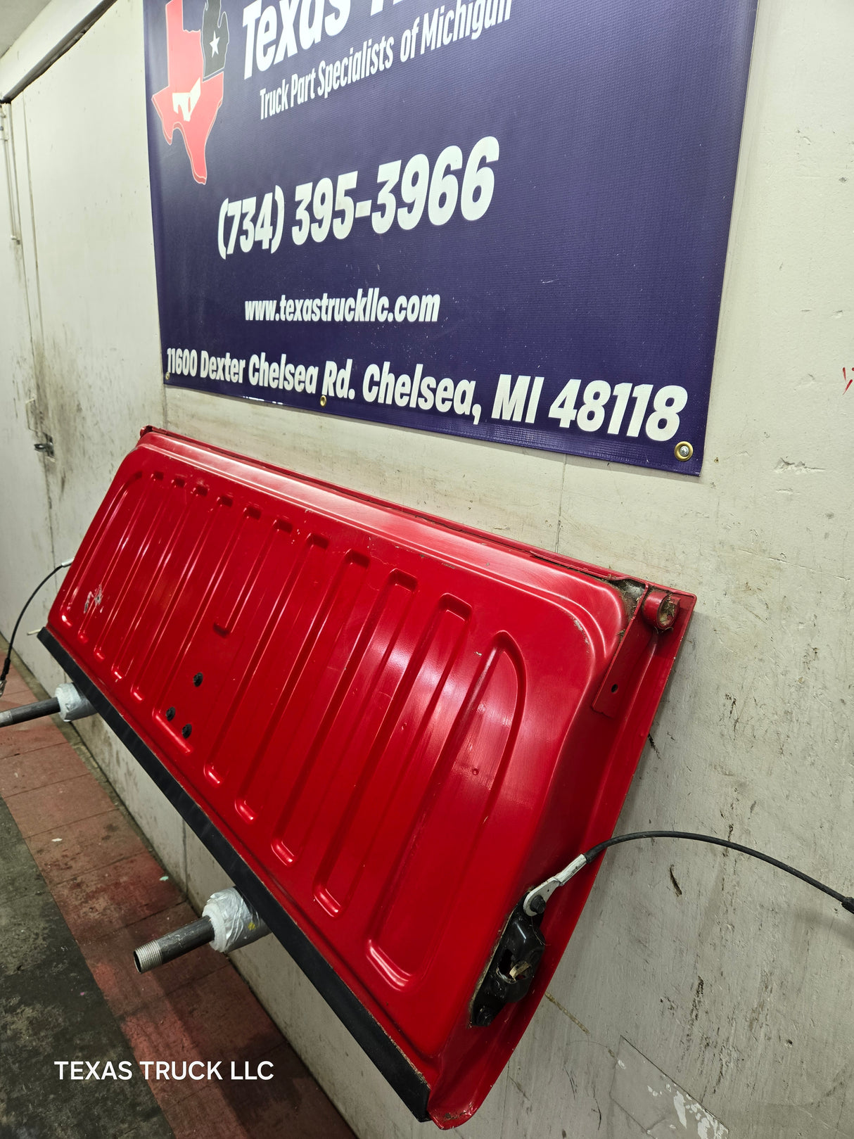 2007-2013 Chevrolet Silverado / GMC Sierra 1500 2500 3500 HD Tailgate