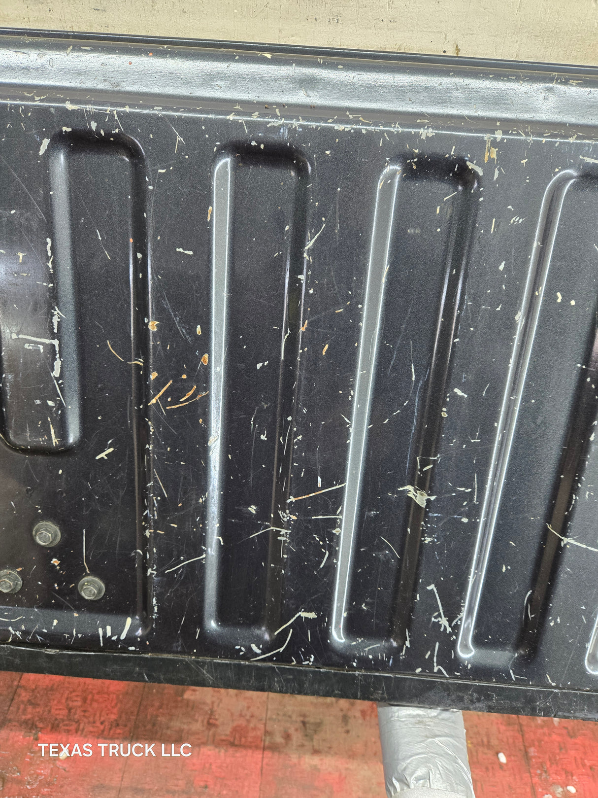 1999-2007 Chevrolet Silverado / GMC Sierra 1500 2500 3500 Tailgate - Dark Grey