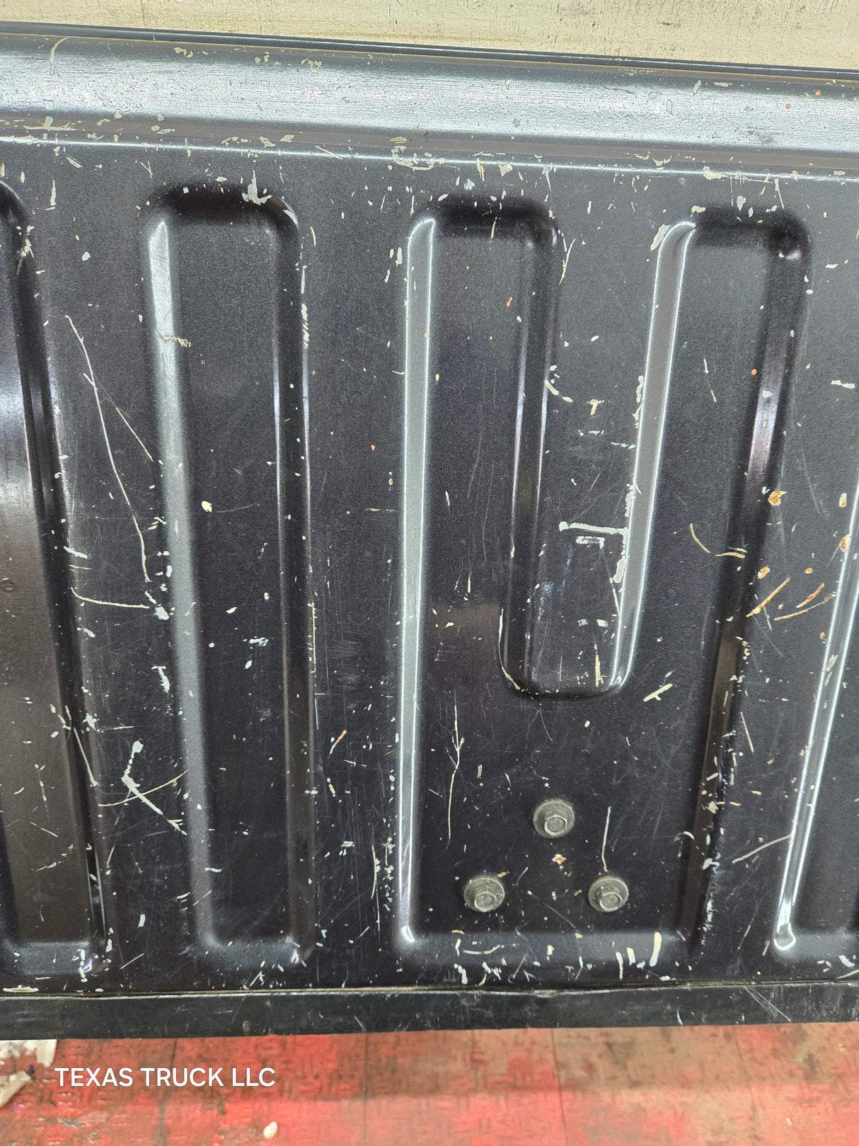 1999-2007 Chevrolet Silverado / GMC Sierra 1500 2500 3500 Tailgate - Dark Grey