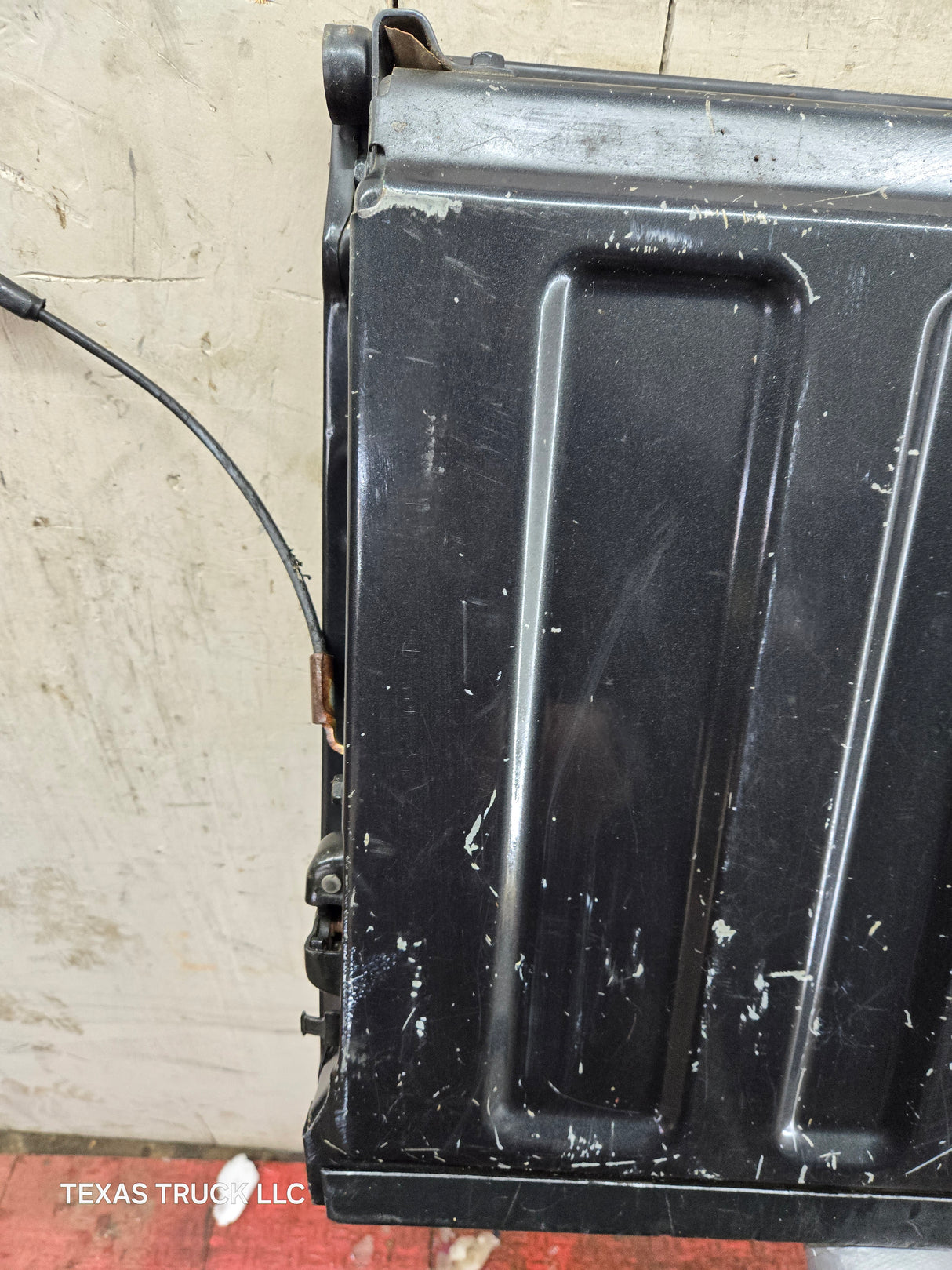 1999-2007 Chevrolet Silverado / GMC Sierra 1500 2500 3500 Tailgate - Dark Grey