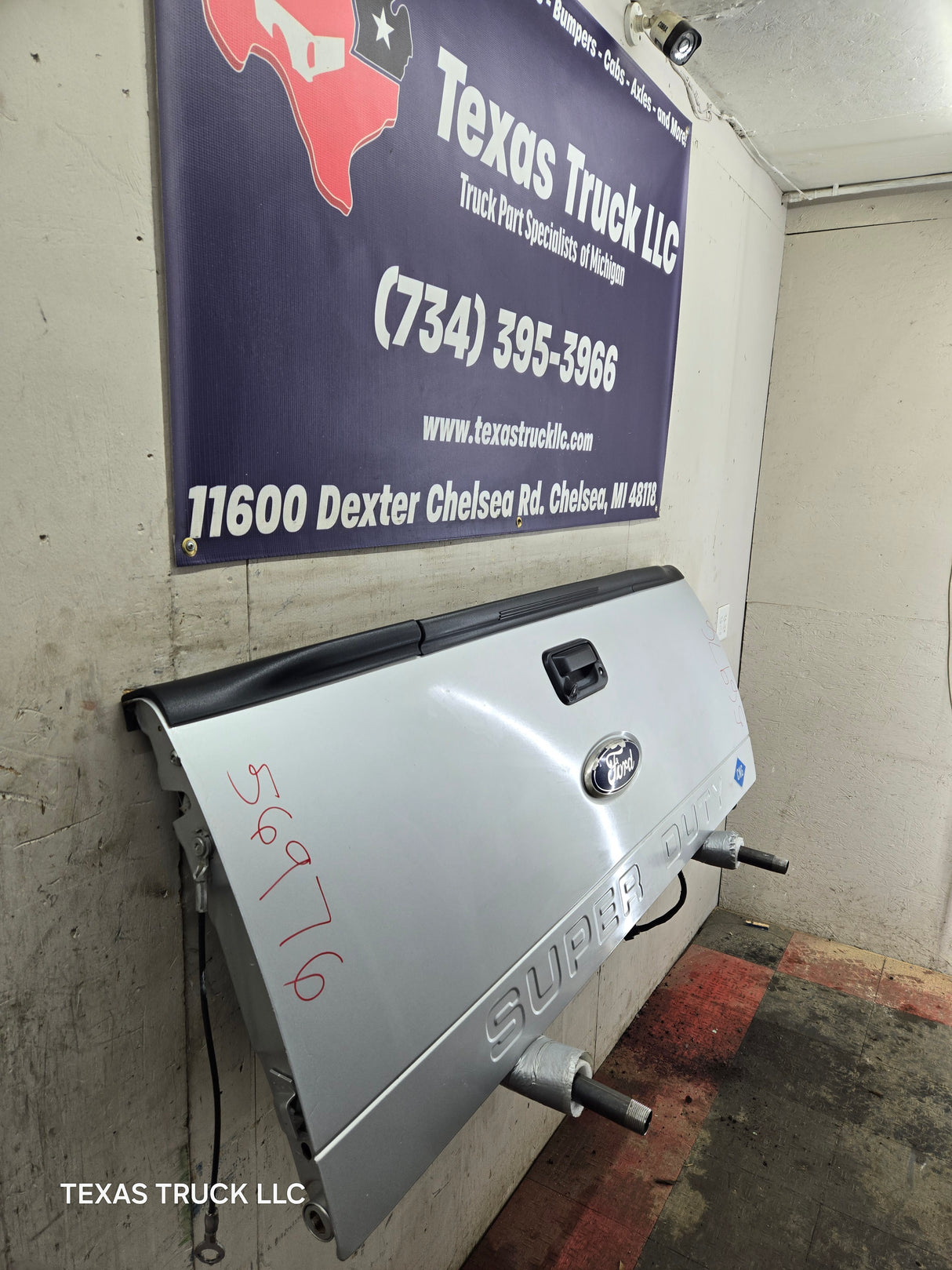 2008-2016 Ford Super Duty Tailgate with step F250 F350 F450 F550