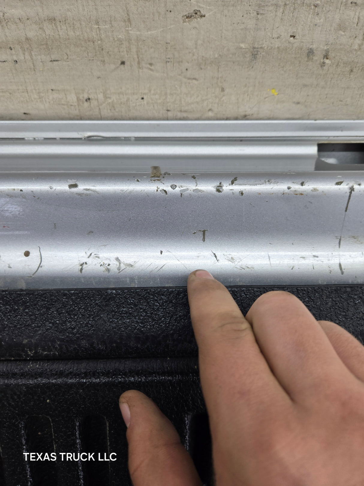 2008-2016 Ford Super Duty Tailgate with step F250 F350 F450 F550