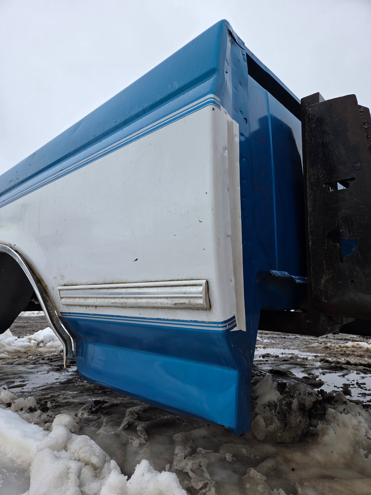 1987-1997 Ford F150 F250 F350 OBS 6' 9" Short Truck Bed