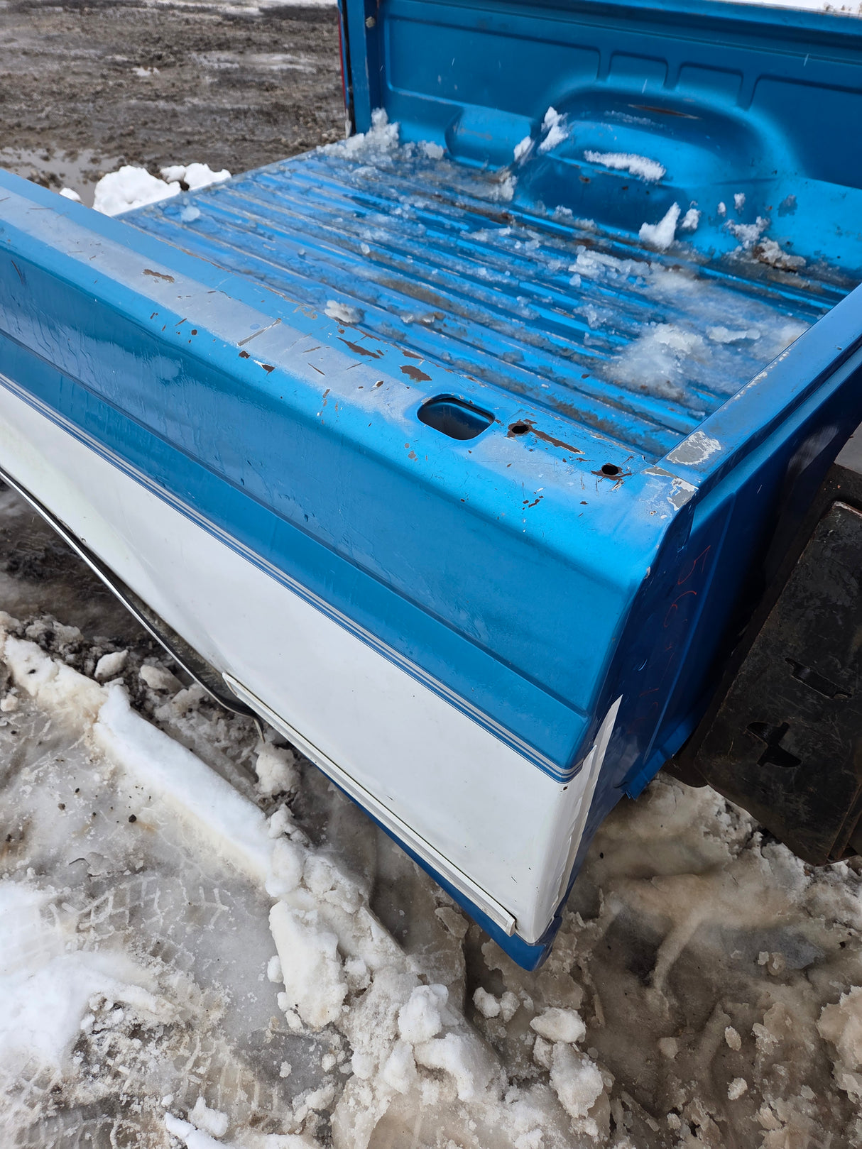 1987-1997 Ford F150 F250 F350 OBS 6' 9" Short Truck Bed