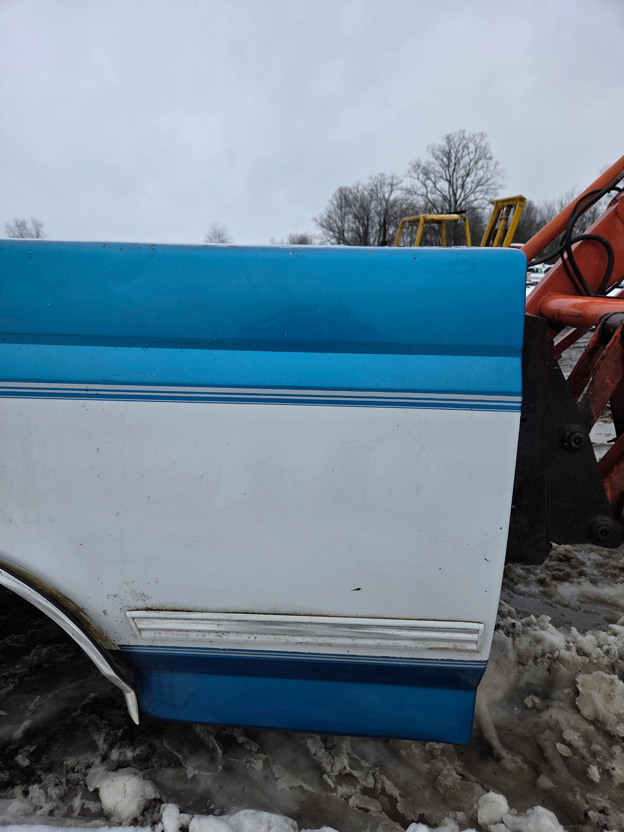 1987-1997 Ford F150 F250 F350 OBS 6' 9" Short Truck Bed