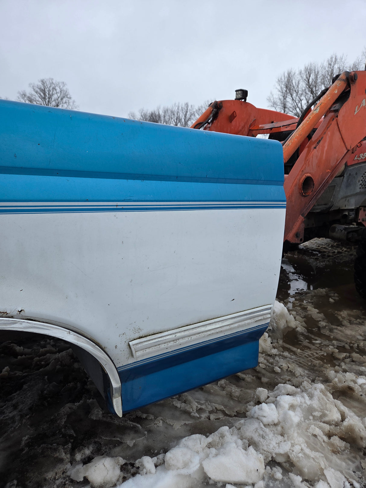 1987-1997 Ford F150 F250 F350 OBS 6' 9" Short Truck Bed