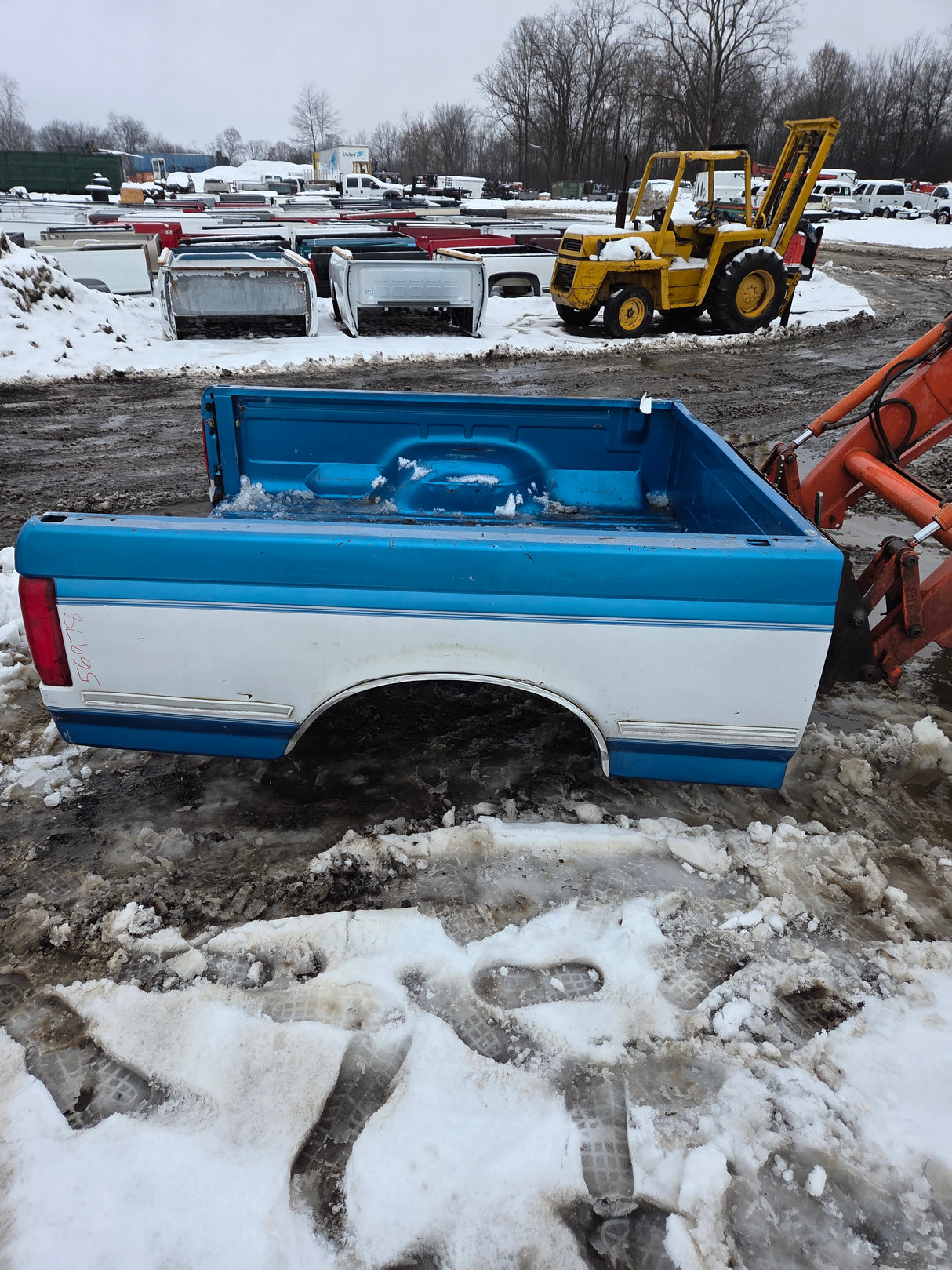 1987-1997 Ford F150 F250 F350 OBS 6' 9" Short Truck Bed