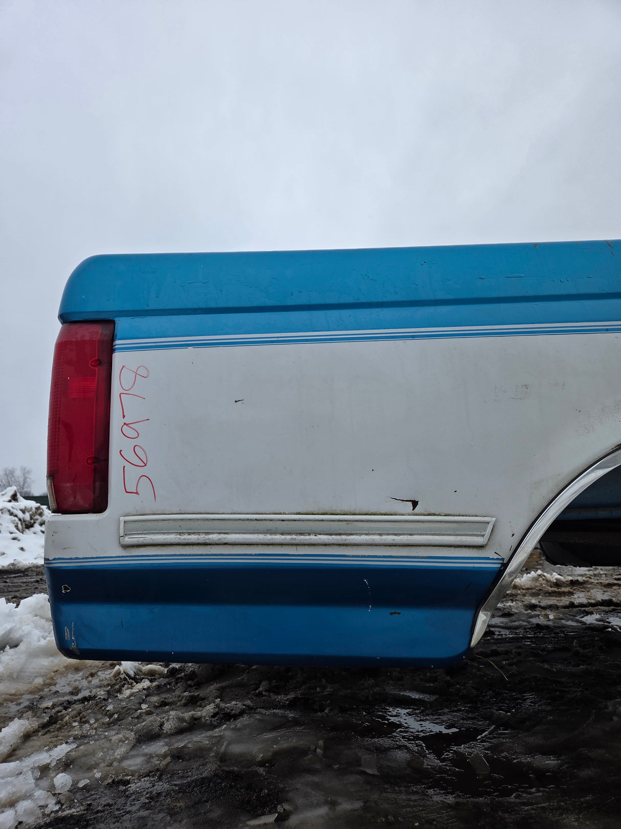 1987-1997 Ford F150 F250 F350 OBS 6' 9" Short Truck Bed