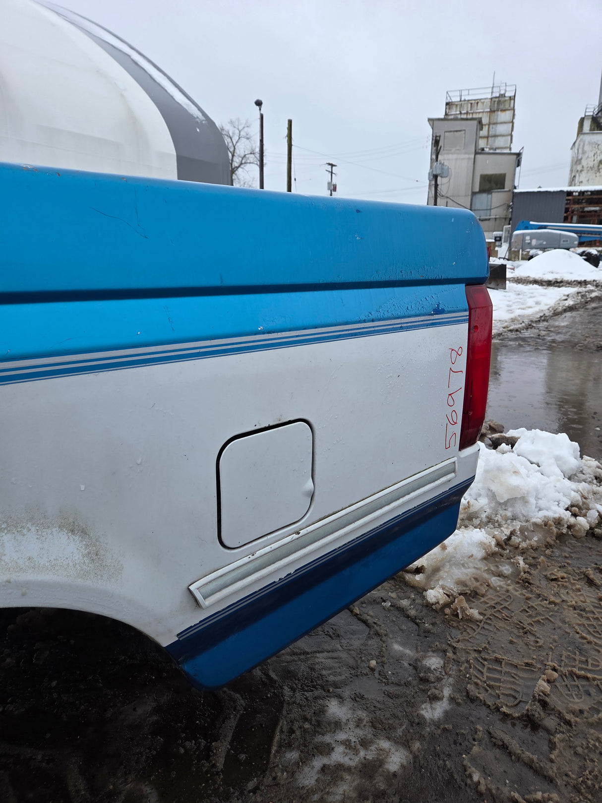 1987-1997 Ford F150 F250 F350 OBS 6' 9" Short Truck Bed