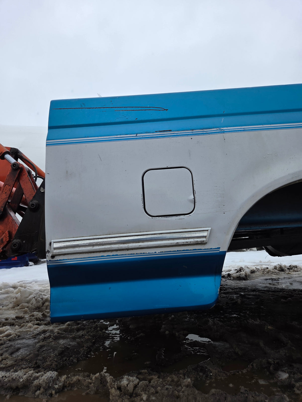 1987-1997 Ford F150 F250 F350 OBS 6' 9" Short Truck Bed