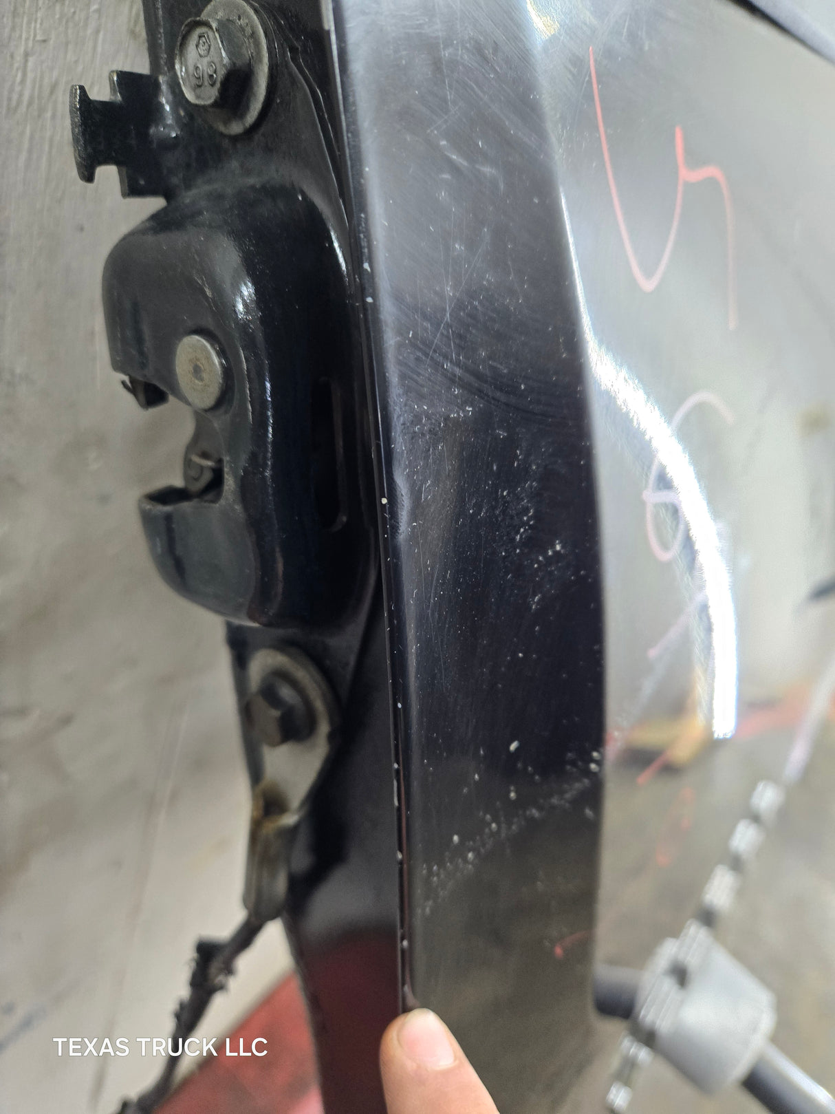 2007-2013 Chevrolet Silverado / GMC Sierra Tailgate 1500 2500 3500 HD