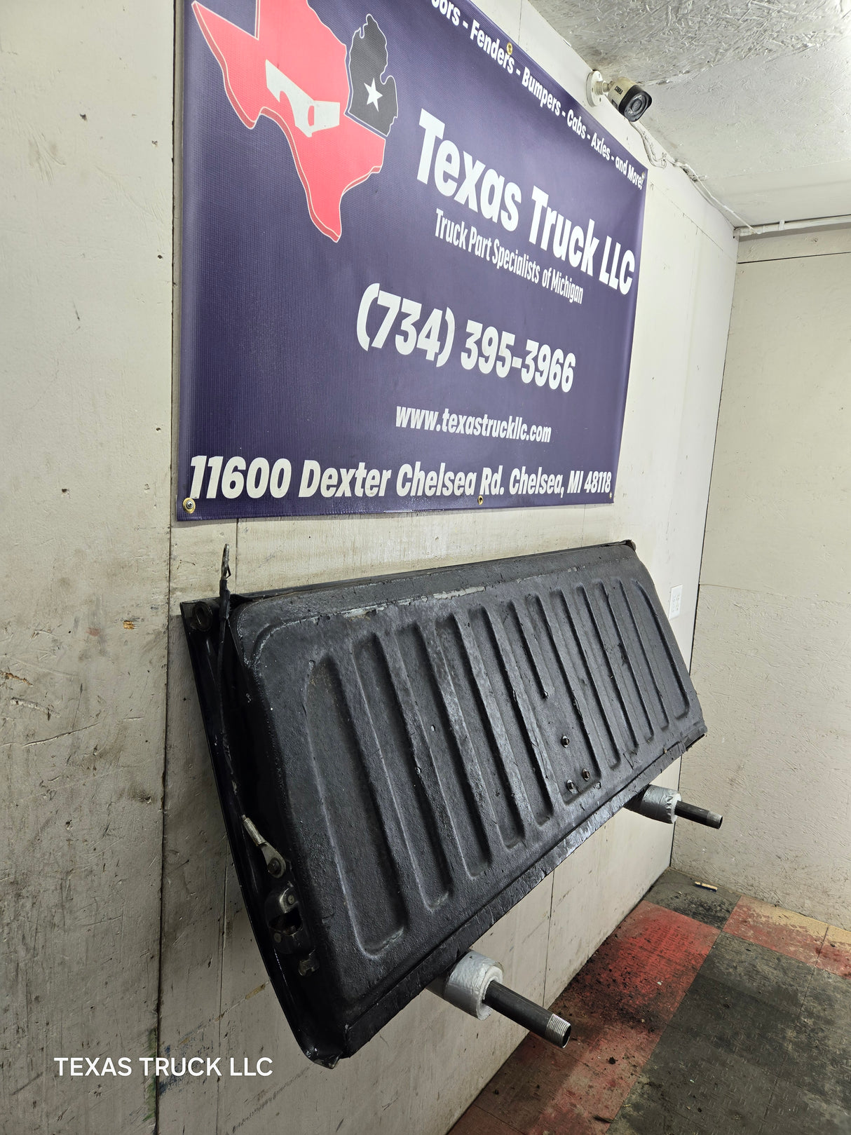 2007-2013 Chevrolet Silverado / GMC Sierra Tailgate 1500 2500 3500 HD