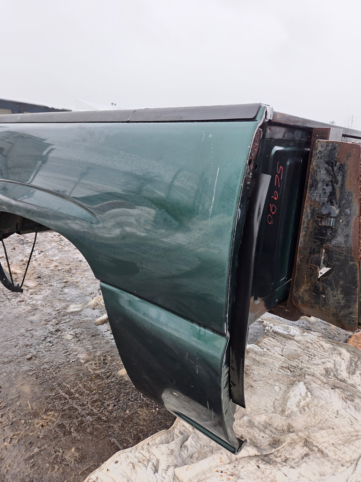 1999-2007 Chevrolet Silverado / GMC Sierra 1500 5' 8" Short Truck Bed