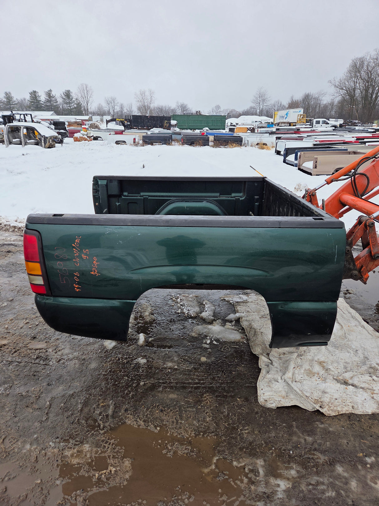 1999-2007 Chevrolet Silverado / GMC Sierra 1500 5' 8" Short Truck Bed