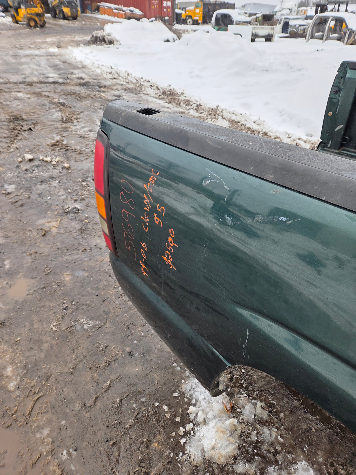 1999-2007 Chevrolet Silverado / GMC Sierra 1500 5' 8" Short Truck Bed