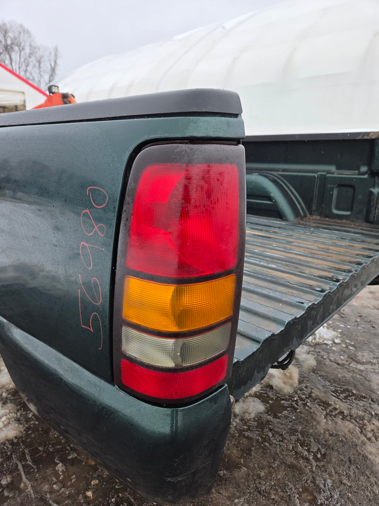 1999-2007 Chevrolet Silverado / GMC Sierra 1500 5' 8" Short Truck Bed