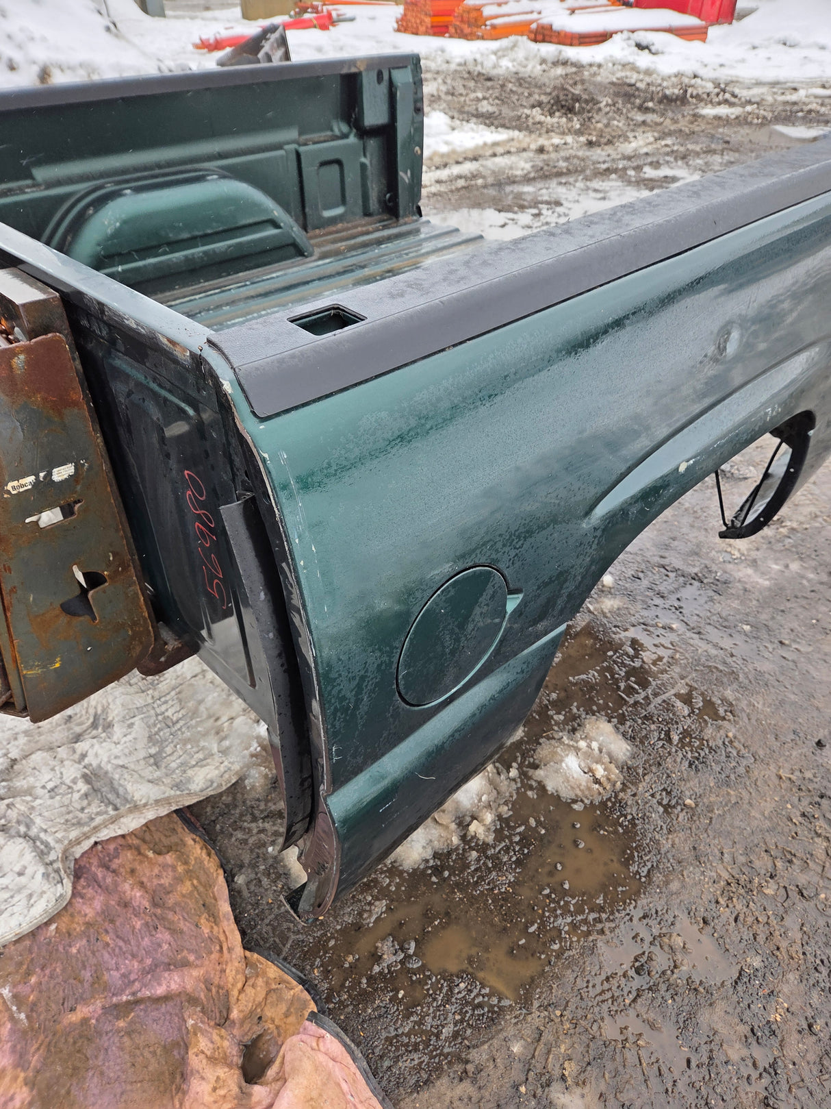 1999-2007 Chevrolet Silverado / GMC Sierra 1500 5' 8" Short Truck Bed