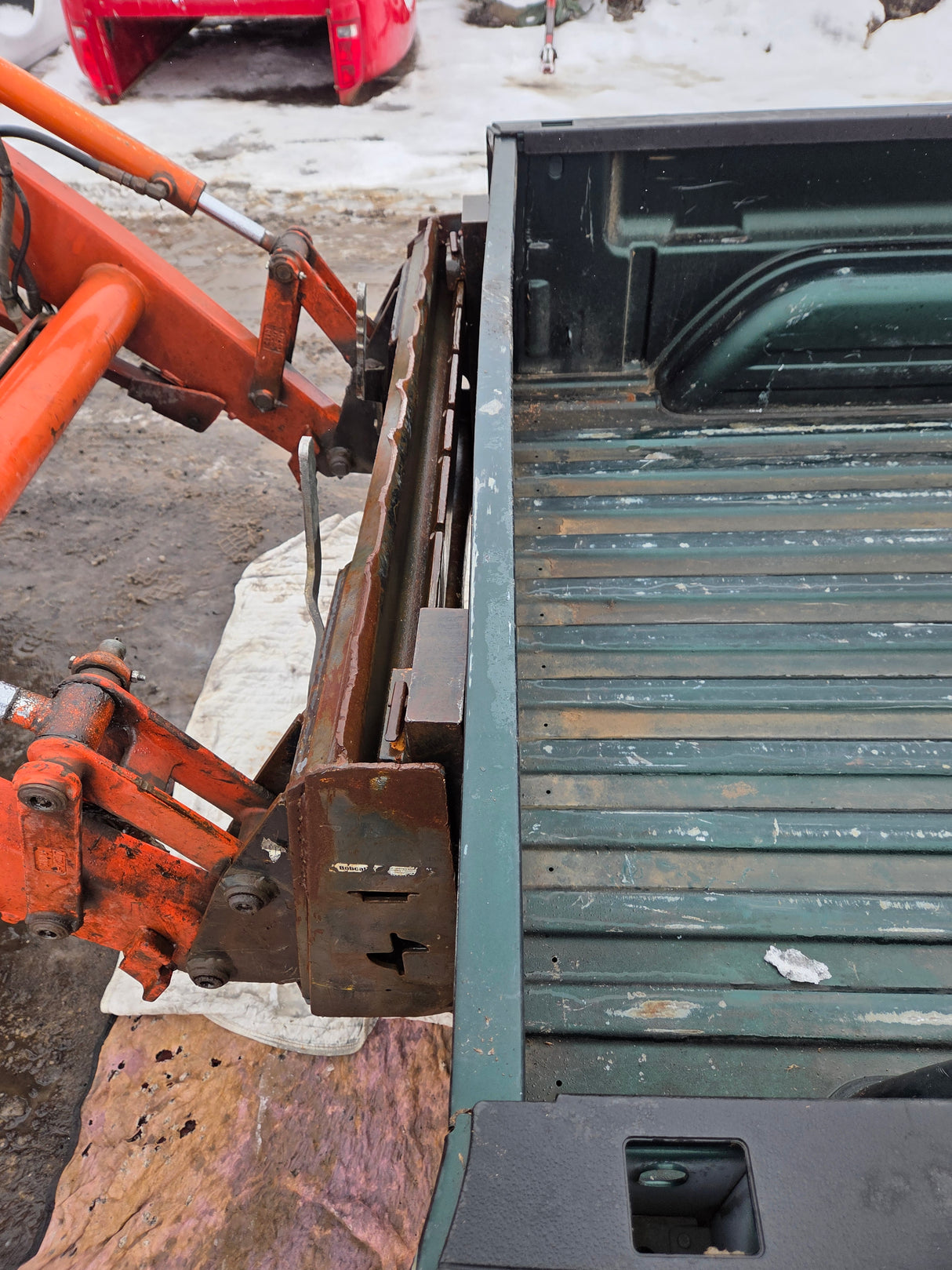 1999-2007 Chevrolet Silverado / GMC Sierra 1500 5' 8" Short Truck Bed