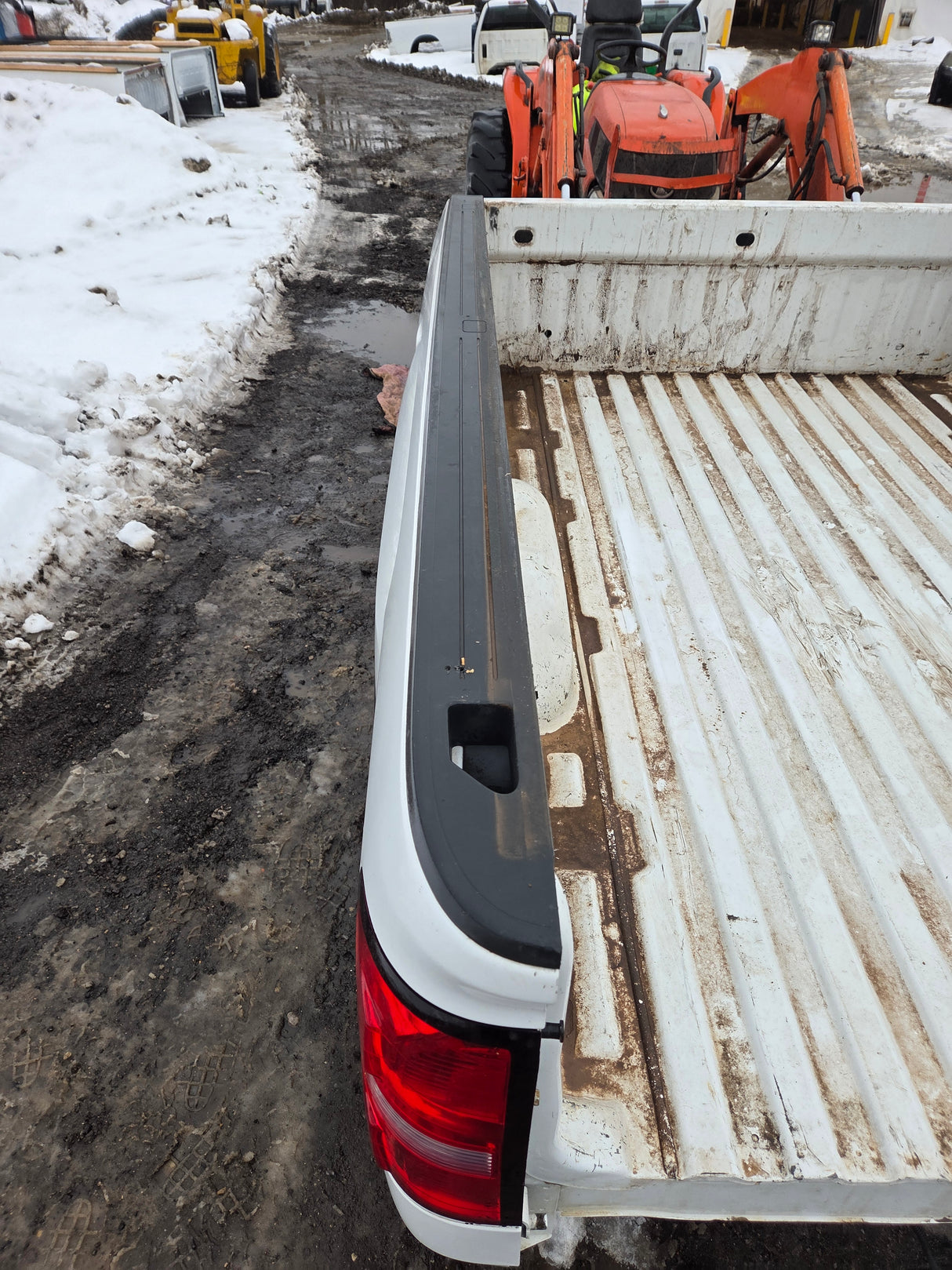 2014-2019 GMC Sierra 1500 2500 3500 HD 8' Long Truck Bed