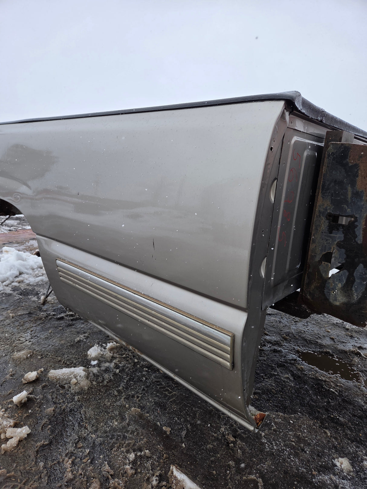 1999-2007 Chevrolet Silverado / GMC Sierra 1500 2500 3500 HD 8' Long Bed Truck Bed