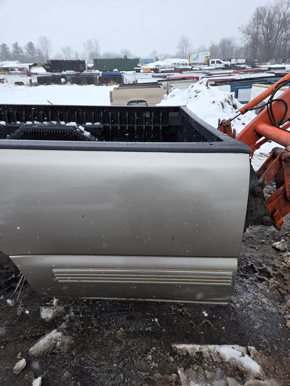 1999-2007 Chevrolet Silverado / GMC Sierra 1500 2500 3500 HD 8' Long Bed Truck Bed