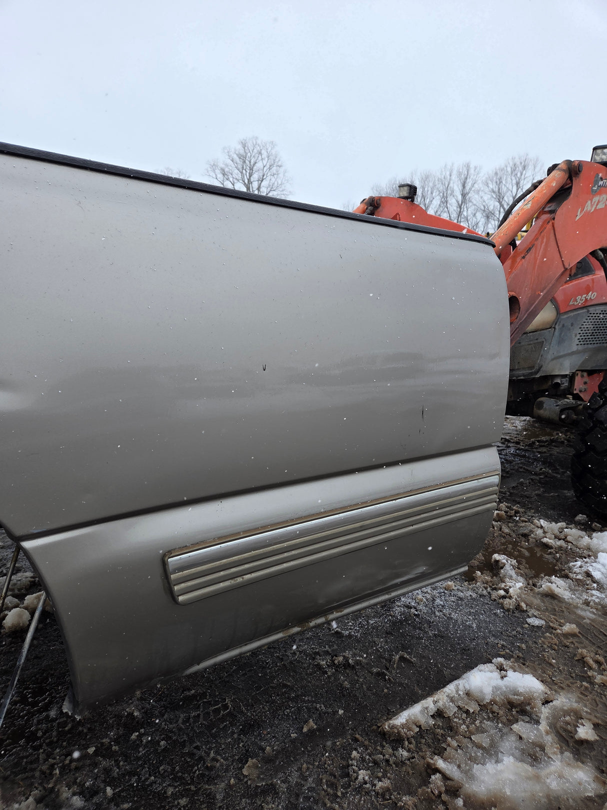 1999-2007 Chevrolet Silverado / GMC Sierra 1500 2500 3500 HD 8' Long Bed Truck Bed