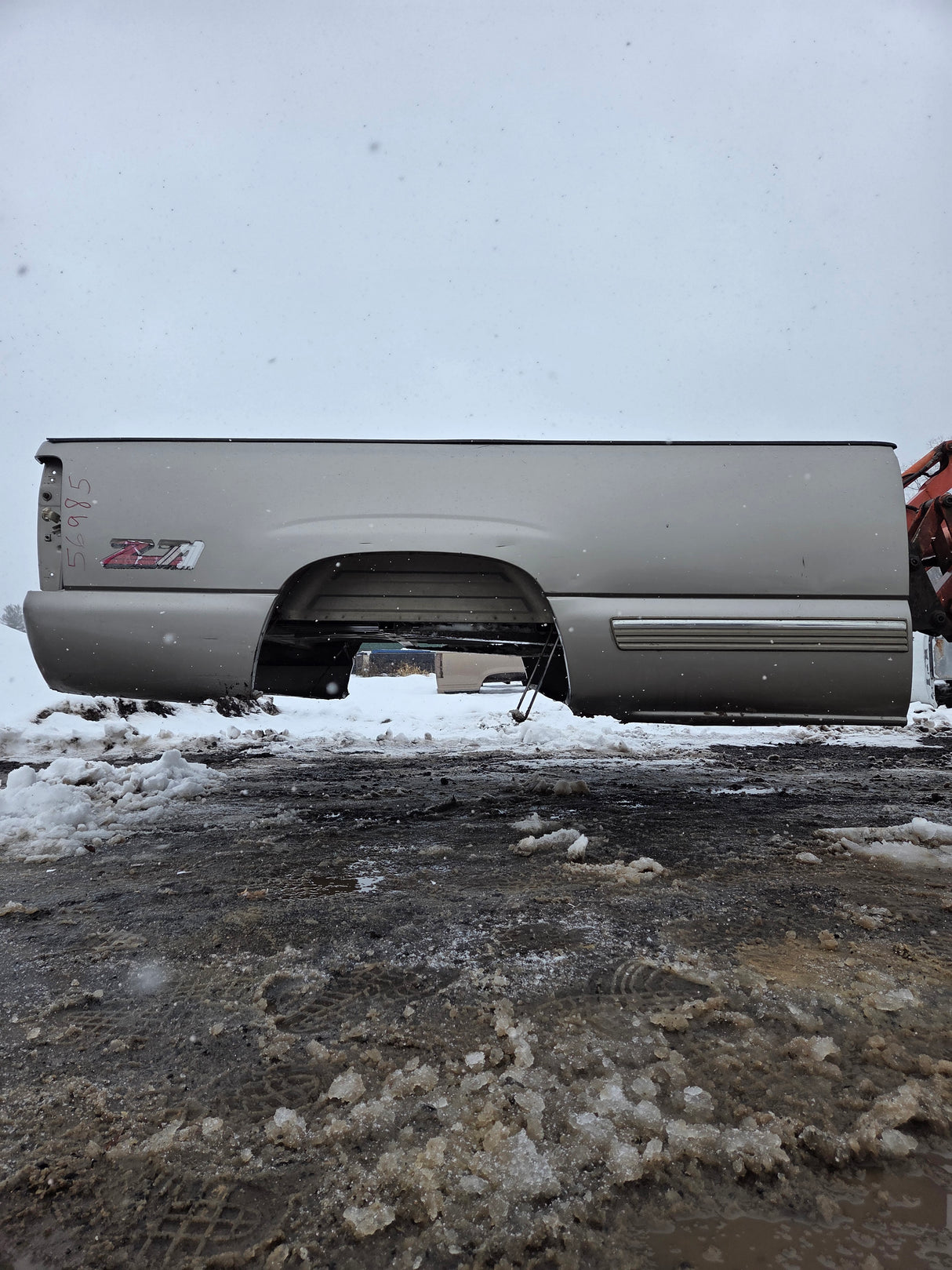 1999-2007 Chevrolet Silverado / GMC Sierra 1500 2500 3500 HD 8' Long Bed Truck Bed