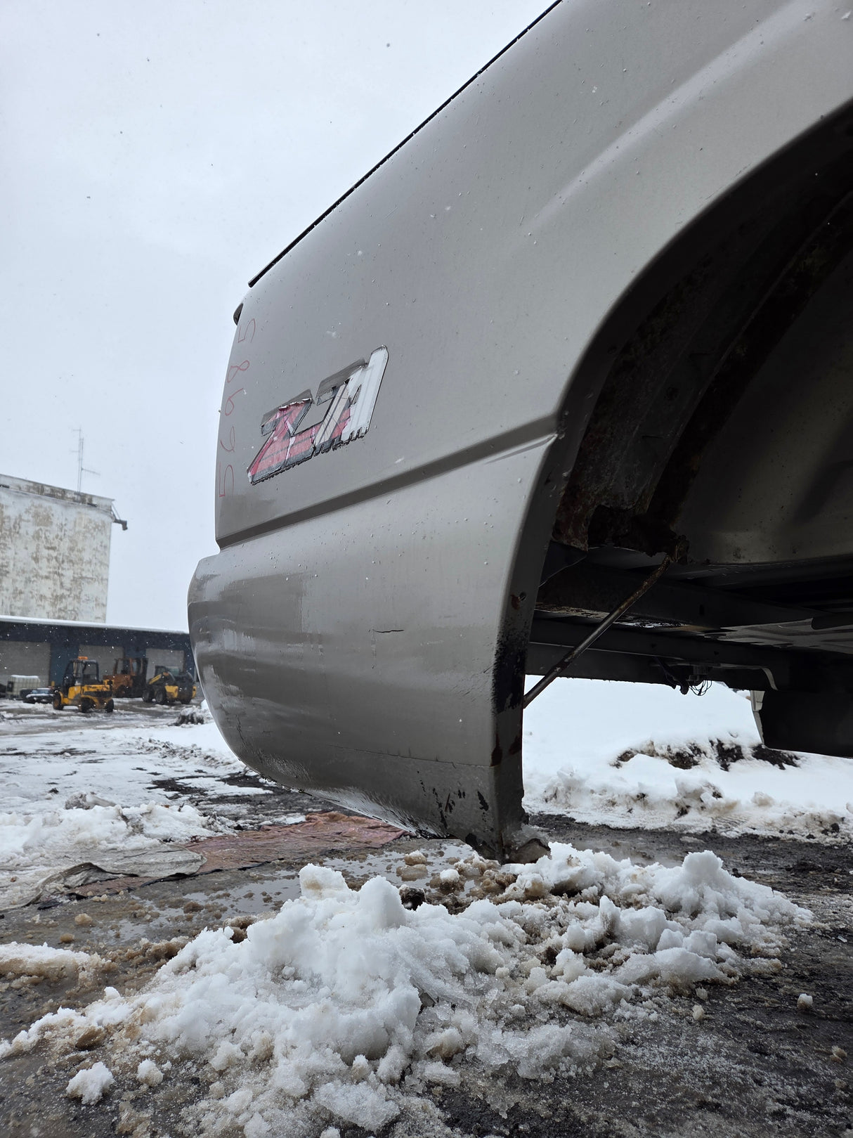 1999-2007 Chevrolet Silverado / GMC Sierra 1500 2500 3500 HD 8' Long Bed Truck Bed