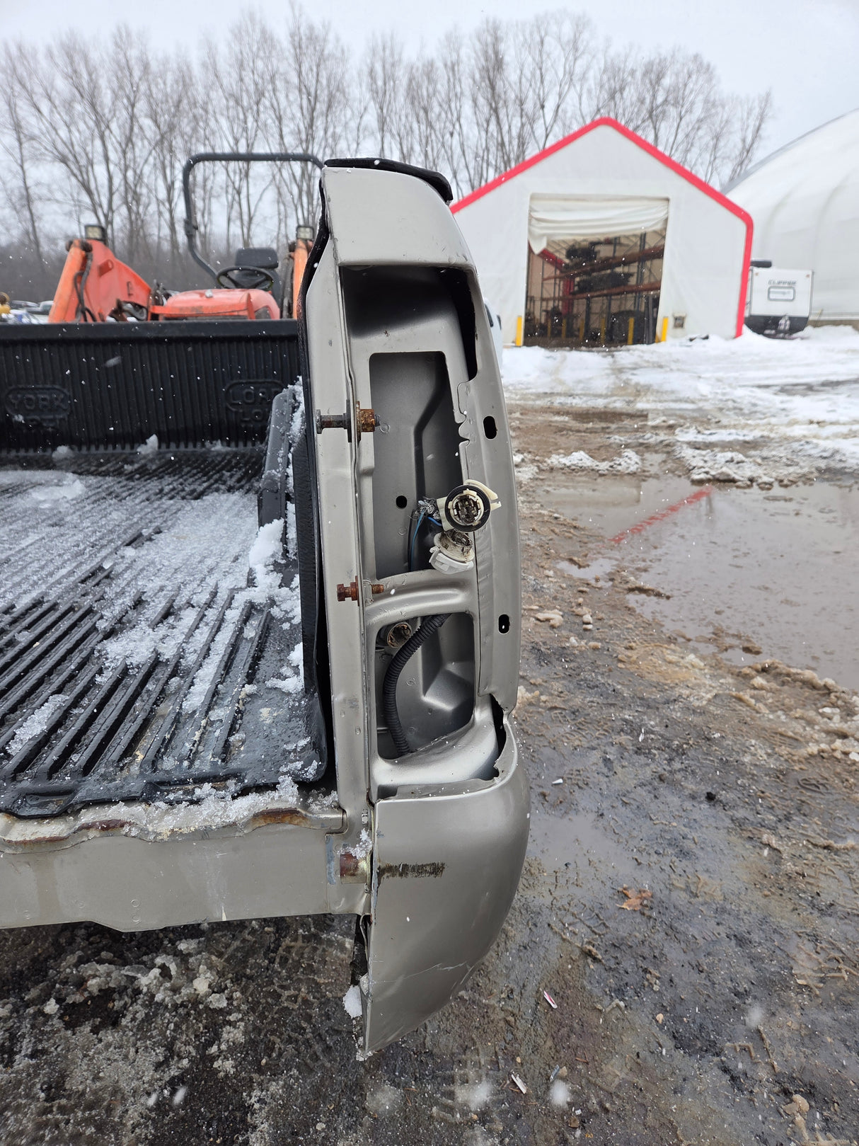 1999-2007 Chevrolet Silverado / GMC Sierra 1500 2500 3500 HD 8' Long Bed Truck Bed